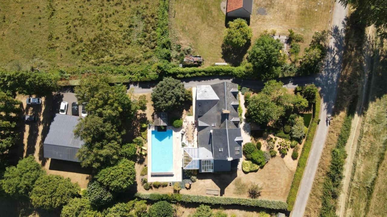 Gite De Charme "La Maison Saint-Leonard" Avec Piscine, Spa, Vue Sur Le Mont Saint-Michel Vains エクステリア 写真